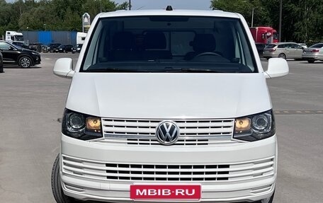 Volkswagen Transporter T6 рестайлинг, 2019 год, 2 680 000 рублей, 2 фотография