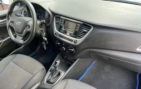 Hyundai Solaris II рестайлинг, 2017 год, 1 159 000 рублей, 8 фотография