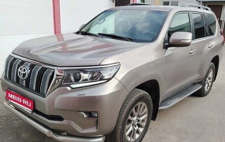 Toyota Land Cruiser Prado 150 рестайлинг 2, 2018 год, 5 500 000 рублей, 1 фотография