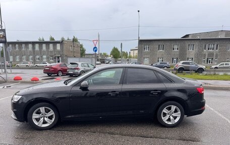 Audi A4, 2019 год, 1 950 000 рублей, 4 фотография