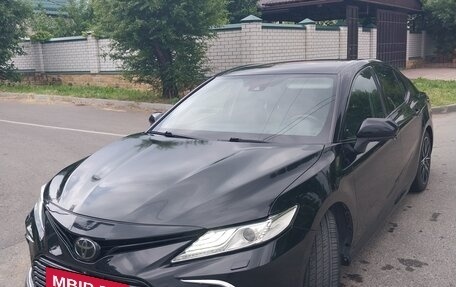 Toyota Camry, 2019 год, 2 900 000 рублей, 2 фотография