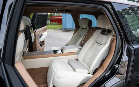 Land Rover Range Rover IV рестайлинг, 2024 год, 27 600 000 рублей, 11 фотография