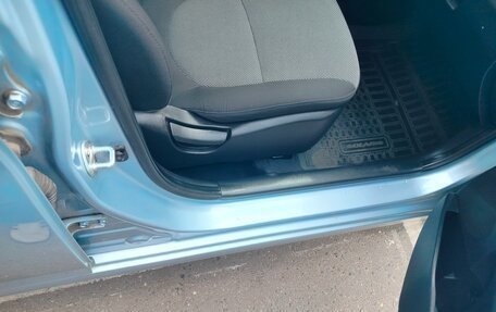 Hyundai Solaris II рестайлинг, 2011 год, 1 000 000 рублей, 12 фотография