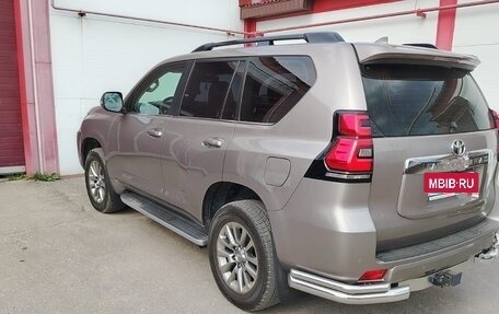 Toyota Land Cruiser Prado 150 рестайлинг 2, 2018 год, 5 500 000 рублей, 4 фотография