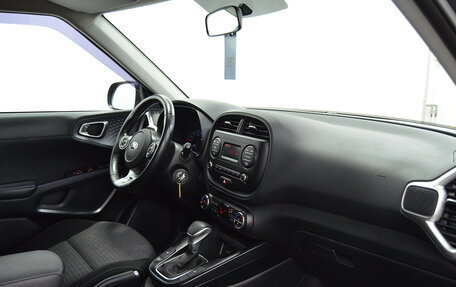 KIA Soul III, 2020 год, 1 750 000 рублей, 23 фотография