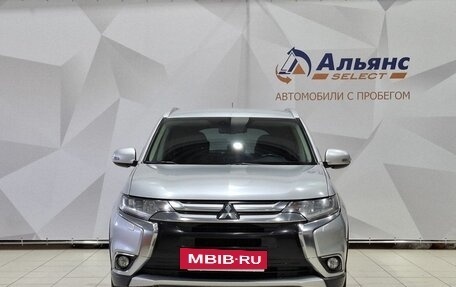 Mitsubishi Outlander III рестайлинг 3, 2015 год, 2 070 000 рублей, 8 фотография