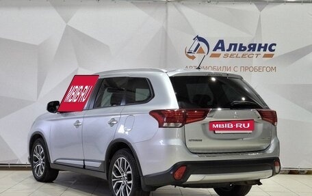 Mitsubishi Outlander III рестайлинг 3, 2015 год, 2 070 000 рублей, 5 фотография