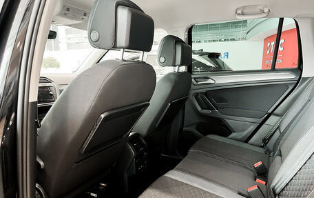 Volkswagen Tiguan II, 2018 год, 2 450 000 рублей, 15 фотография