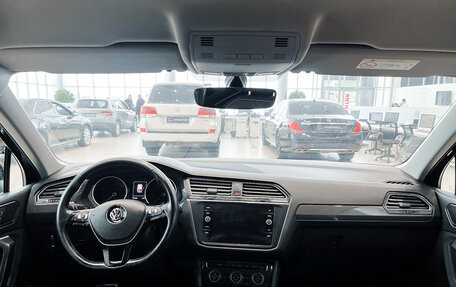 Volkswagen Tiguan II, 2018 год, 2 450 000 рублей, 17 фотография