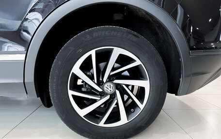 Volkswagen Tiguan II, 2018 год, 2 450 000 рублей, 22 фотография