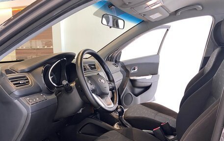 KIA Rio III рестайлинг, 2014 год, 985 000 рублей, 16 фотография