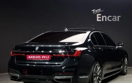 BMW 7 серия, 2022 год, 6 890 000 рублей, 2 фотография