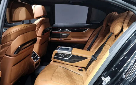 BMW 7 серия, 2022 год, 6 890 000 рублей, 5 фотография