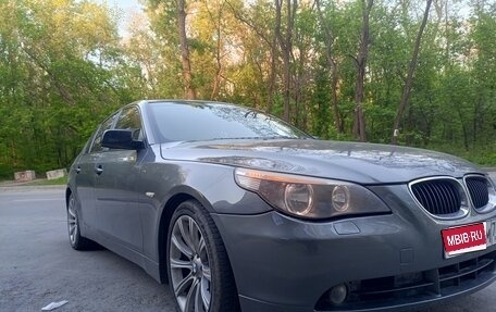 BMW 5 серия, 2004 год, 1 200 000 рублей, 1 фотография