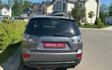 Mitsubishi Outlander III рестайлинг 3, 2008 год, 680 000 рублей, 1 фотография