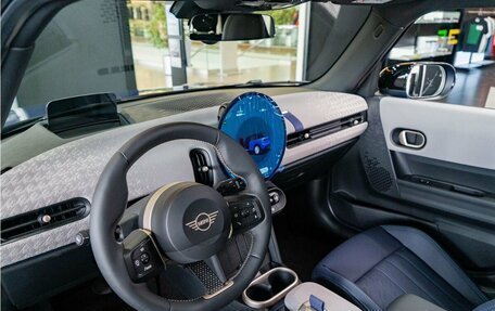 MINI Hatch, 2024 год, 6 790 000 рублей, 9 фотография