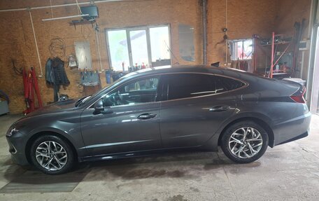 Hyundai Sonata VIII, 2020 год, 2 400 000 рублей, 7 фотография