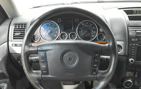 Volkswagen Touareg III, 2005 год, 699 000 рублей, 11 фотография