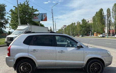 Hyundai Tucson III, 2005 год, 560 000 рублей, 2 фотография
