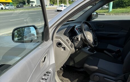 Hyundai Tucson III, 2005 год, 560 000 рублей, 7 фотография