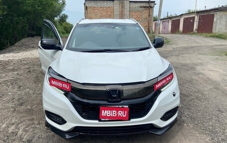 Honda Vezel, 2019 год, 2 000 000 рублей, 1 фотография