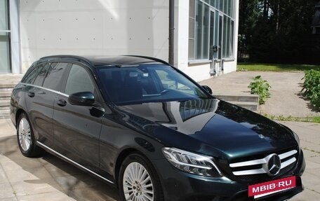 Mercedes-Benz C-Класс, 2019 год, 2 490 000 рублей, 8 фотография
