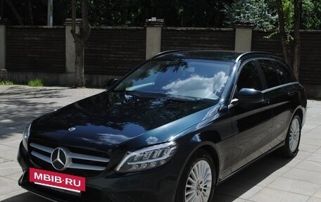 Mercedes-Benz C-Класс, 2019 год, 2 490 000 рублей, 2 фотография