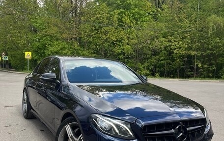Mercedes-Benz E-Класс, 2016 год, 3 150 000 рублей, 5 фотография
