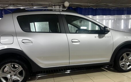 Renault Sandero II рестайлинг, 2018 год, 980 000 рублей, 9 фотография