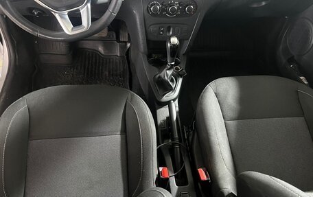 Renault Sandero II рестайлинг, 2018 год, 980 000 рублей, 16 фотография