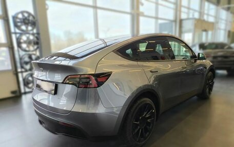 Tesla Model Y I, 2024 год, 6 497 000 рублей, 4 фотография