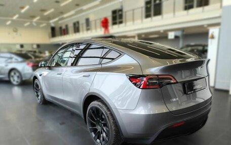 Tesla Model Y I, 2024 год, 6 497 000 рублей, 6 фотография