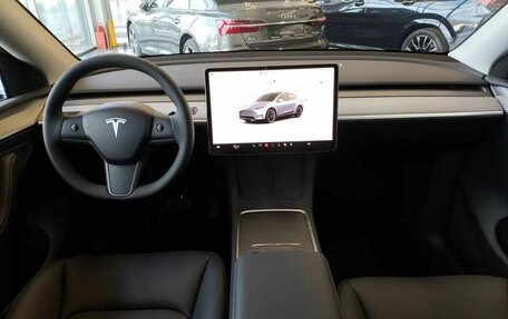 Tesla Model Y I, 2024 год, 6 497 000 рублей, 18 фотография