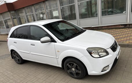 KIA Rio II, 2009 год, 750 000 рублей, 4 фотография