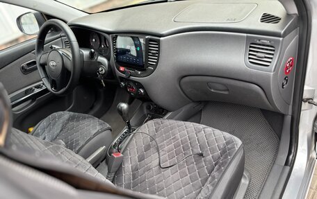 KIA Rio II, 2009 год, 750 000 рублей, 8 фотография