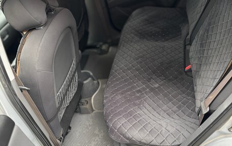 KIA Rio II, 2009 год, 750 000 рублей, 10 фотография