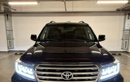Toyota Land Cruiser 200, 2008 год, 3 600 000 рублей, 2 фотография
