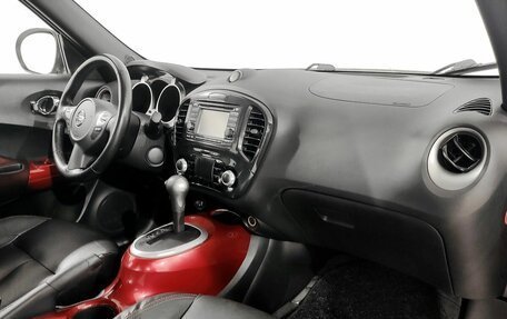 Nissan Juke II, 2011 год, 989 000 рублей, 11 фотография