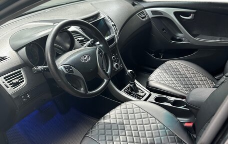 Hyundai Elantra V, 2015 год, 985 000 рублей, 11 фотография