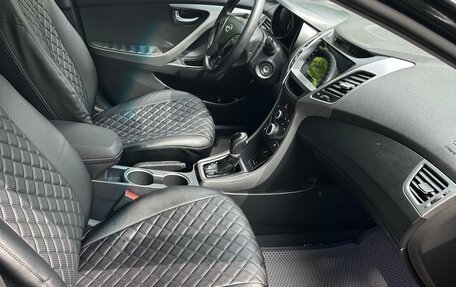Hyundai Elantra V, 2015 год, 985 000 рублей, 13 фотография