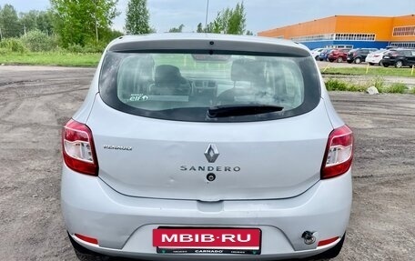 Renault Sandero II рестайлинг, 2014 год, 400 000 рублей, 5 фотография