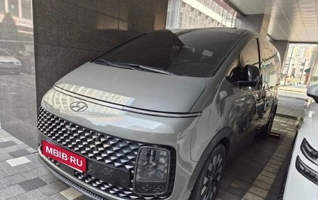 Hyundai Staria, 2023 год, 4 140 000 рублей, 8 фотография
