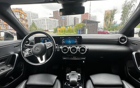 Mercedes-Benz CLA, 2019 год, 2 300 000 рублей, 8 фотография