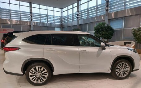Toyota Highlander, 2025 год, 6 190 000 рублей, 5 фотография