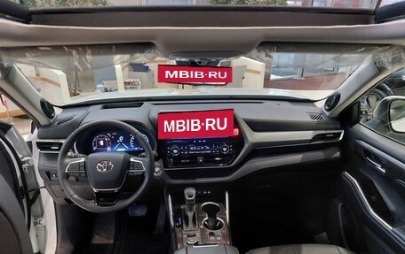 Toyota Highlander, 2025 год, 6 190 000 рублей, 12 фотография