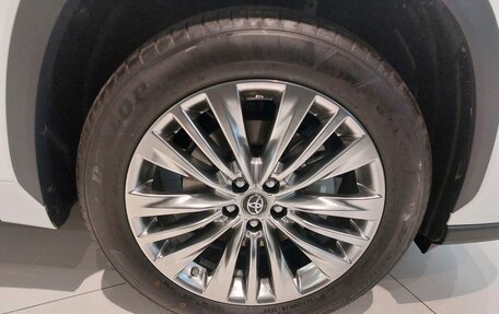 Toyota Highlander, 2025 год, 6 190 000 рублей, 20 фотография