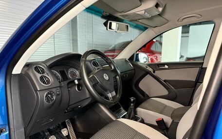 Volkswagen Tiguan I, 2010 год, 840 000 рублей, 11 фотография