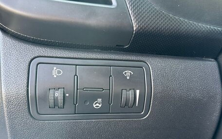 Hyundai Solaris II рестайлинг, 2013 год, 384 999 рублей, 9 фотография
