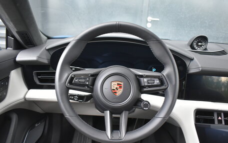 Porsche Taycan I, 2024 год, 17 000 000 рублей, 10 фотография