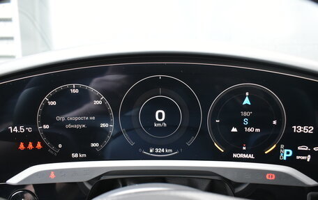 Porsche Taycan I, 2024 год, 17 000 000 рублей, 11 фотография